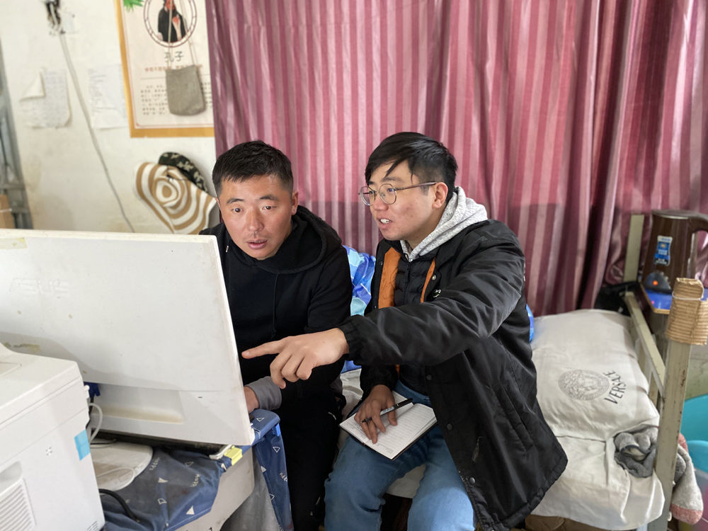 记者手记：年轻人，要一代更比一代强