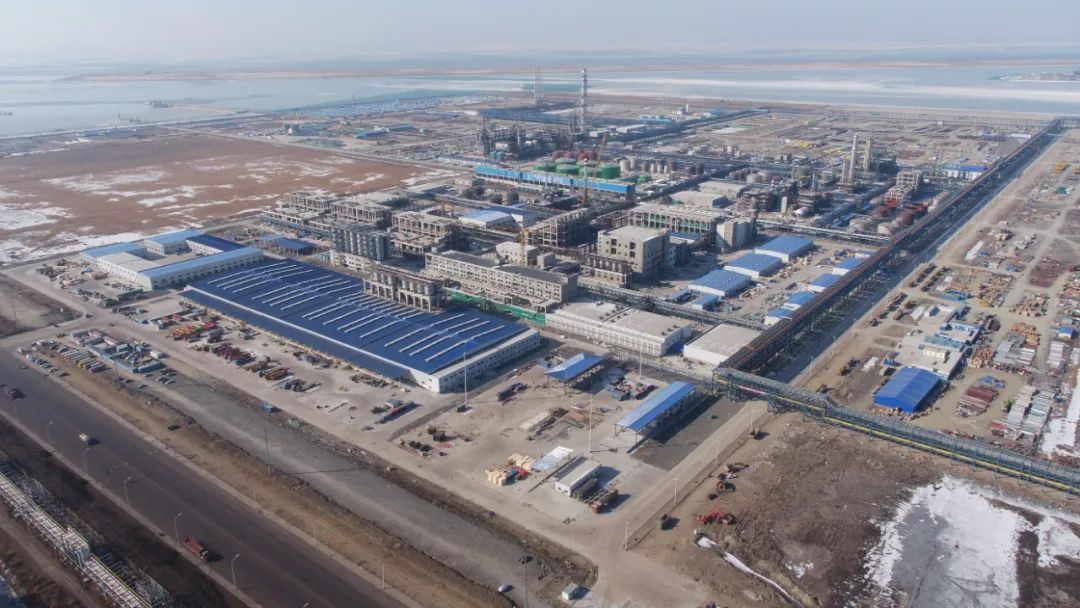 罗曼股份(605289.SH)：子公司中标约2亿元海外项目