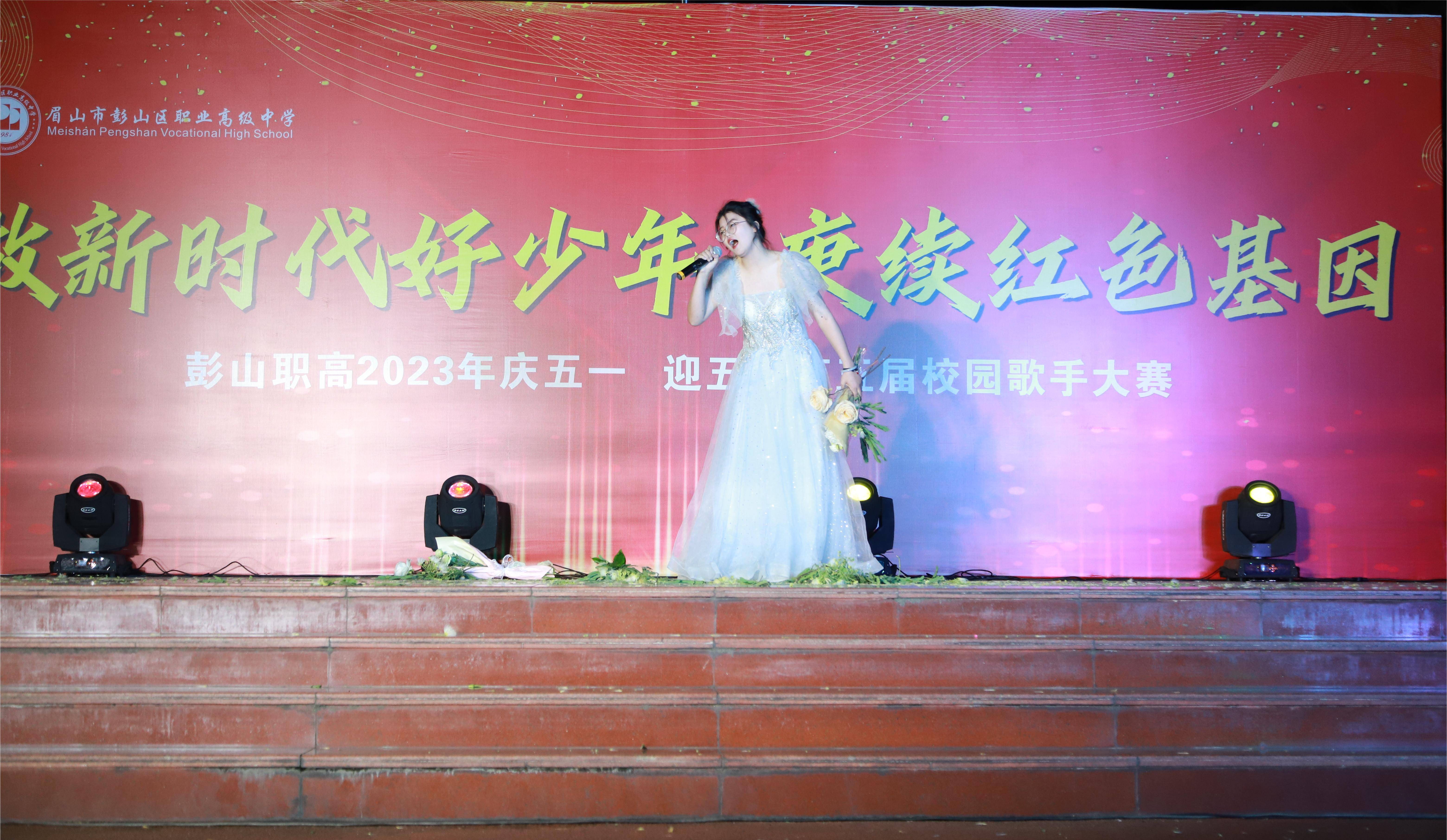 航天精神点亮川渝校园，袋鼠妈妈青春美校园公益行传递青春力量