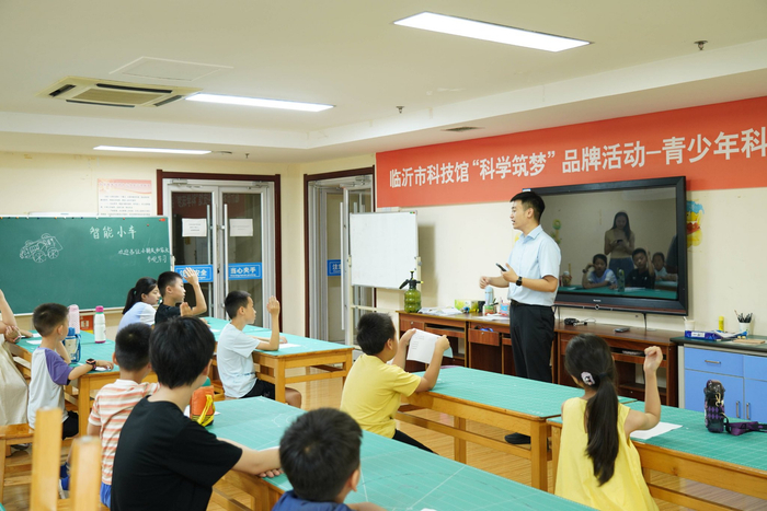 校馆弦歌丨感受科技魅力 激发科学梦想——高校科技展馆激励青年学子传承科学精神