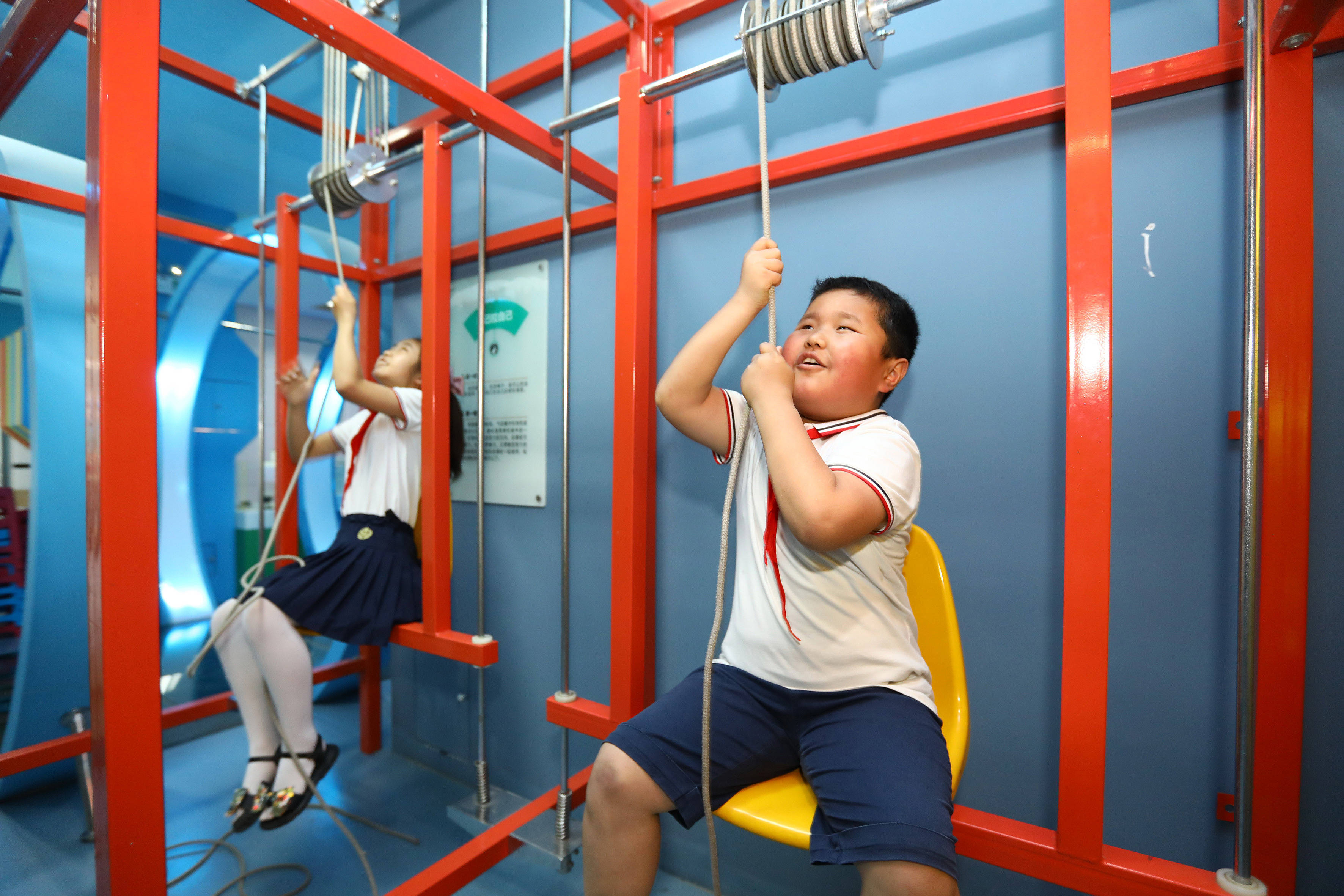 校馆弦歌丨感受科技魅力 激发科学梦想——高校科技展馆激励青年学子传承科学精神