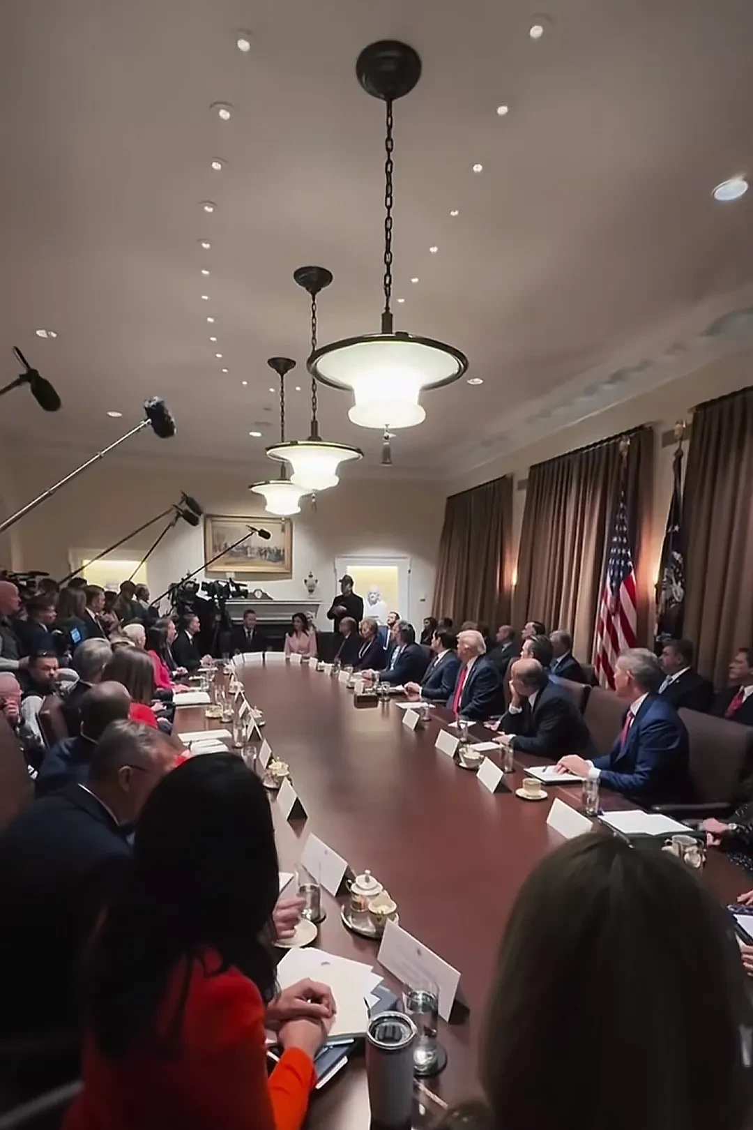 塔吉克斯坦召开政府会议