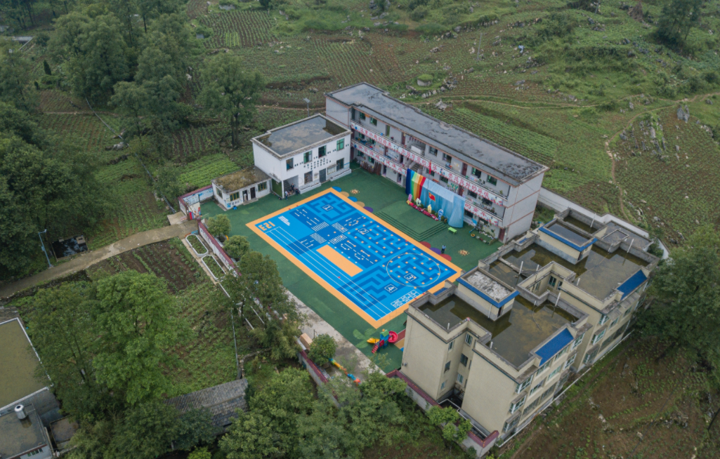 平均每天捐5座操场，美团发布乡村儿童操场公益计划五周年报告