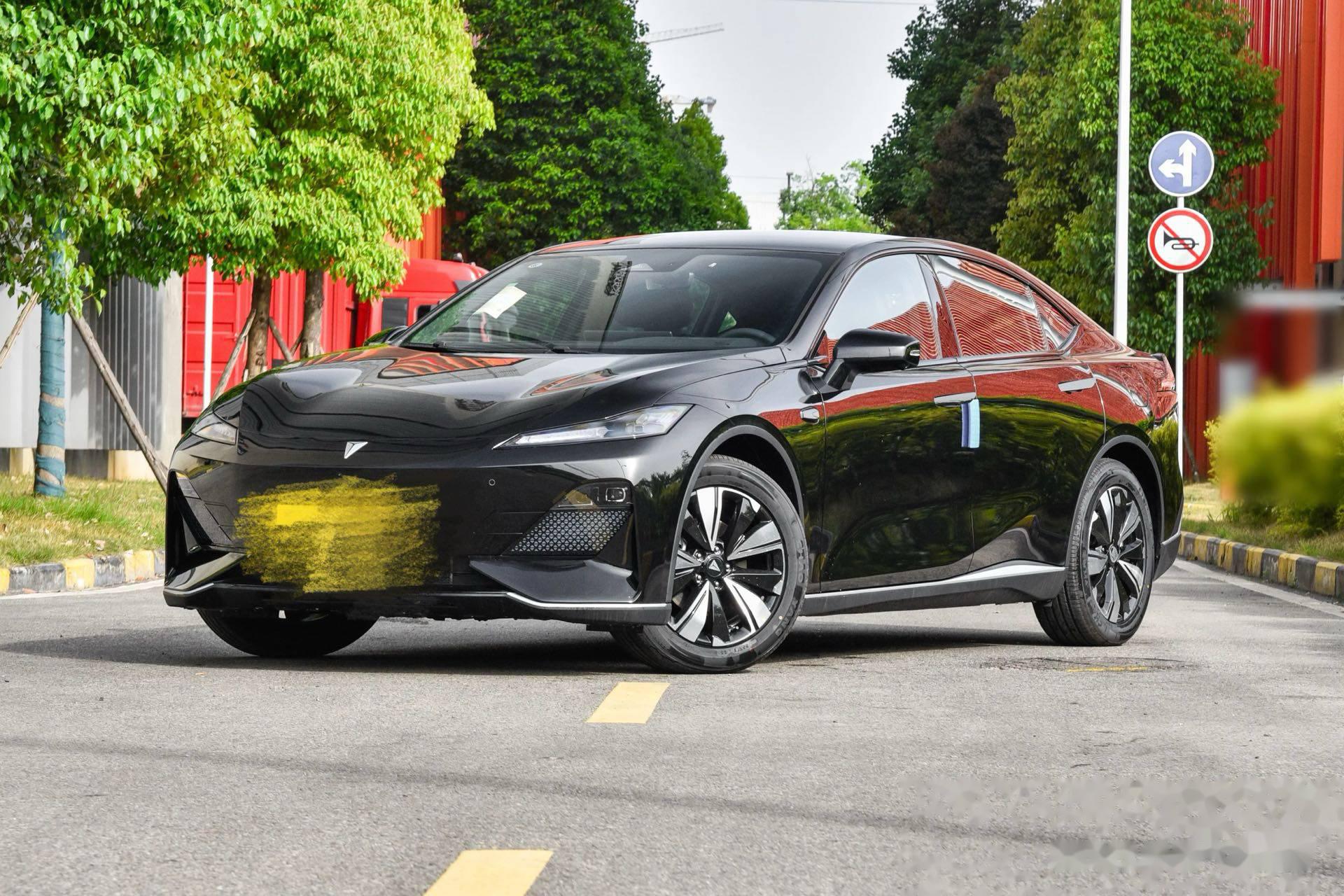 工信部：加快突破高级别自动驾驶技术