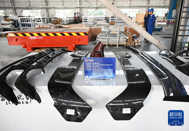 吉林化纤：碳纤维生产线满负荷生产