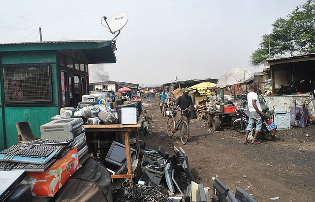 加纳2025年10月经济增长3.8%，服务业占主导地位