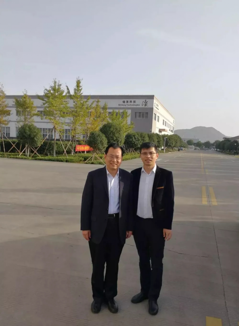 锦浪科技获得发明专利授权：“一种电流传感器自适应调节方法、设备及介质”