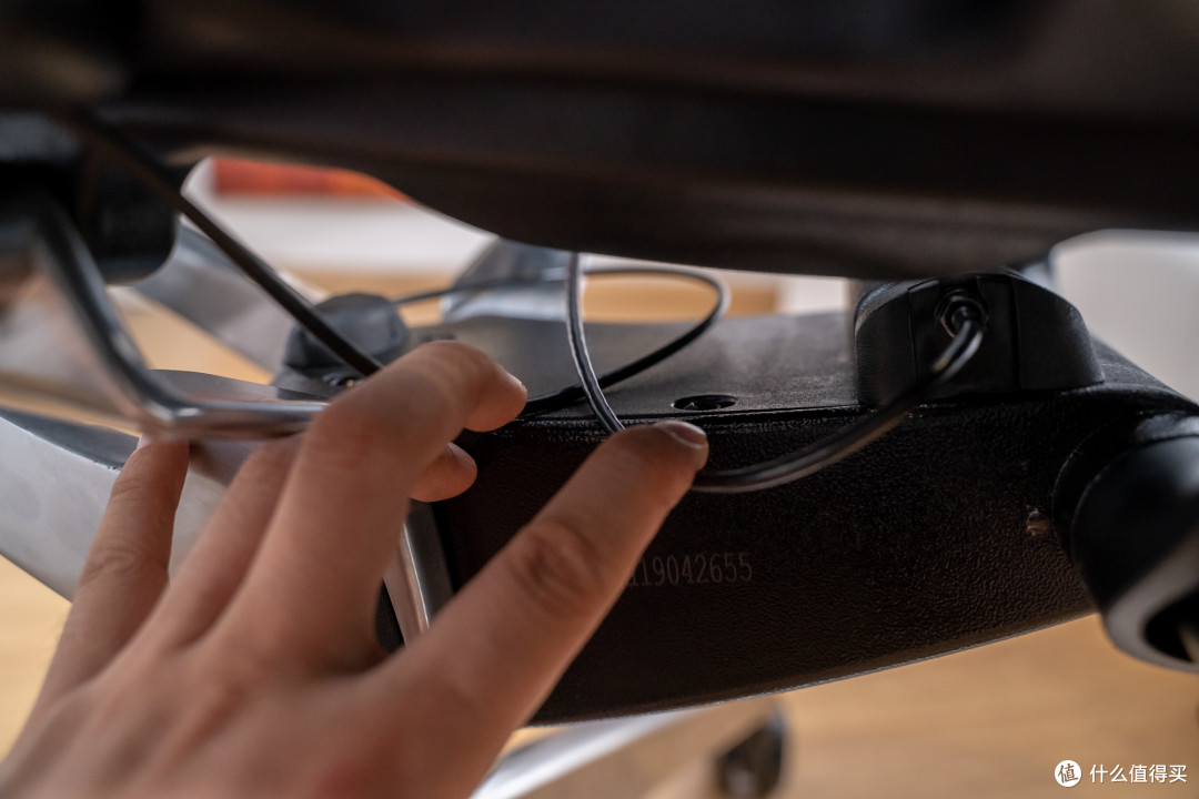 李稻葵提及的小座椅：黑白调的智造创新