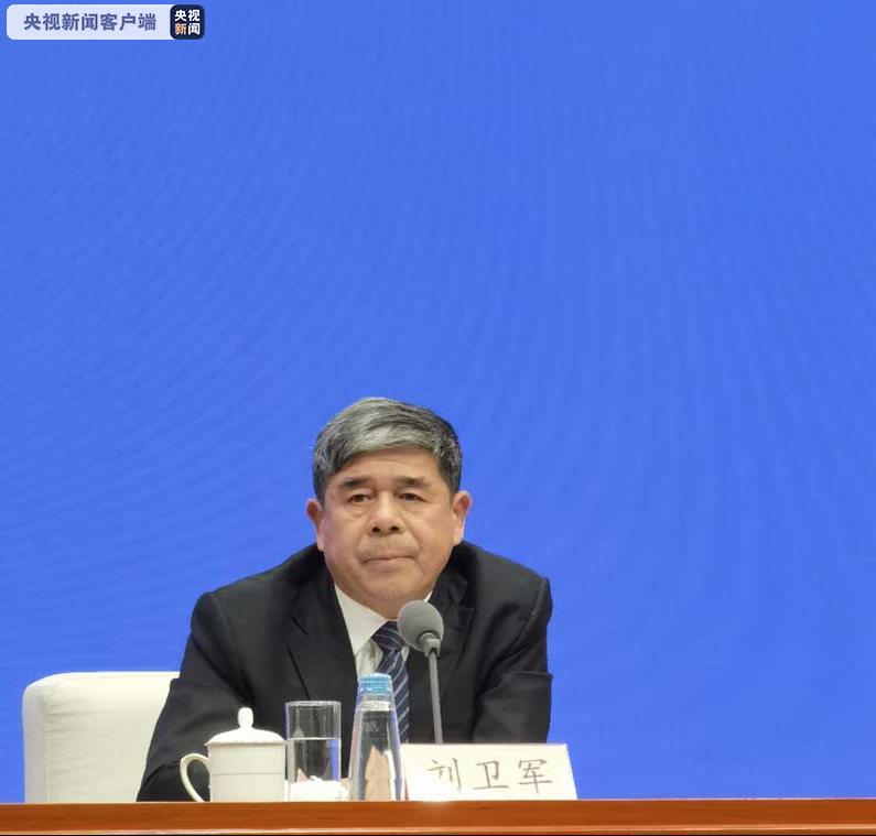 金融监管总局新闻发言人、政策研究司司长郭武平：鼓励金融机构加大消费领域资源投入 丰富消费金融产品