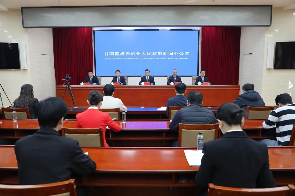 东杰智能：截止2026年2月13日持有公司股份人数为30,950