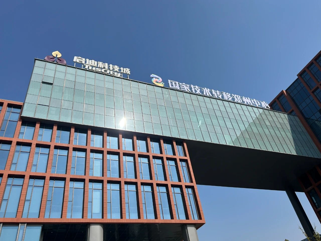 天弘上证科创综指增强开放申赎，后市科技怎么投？