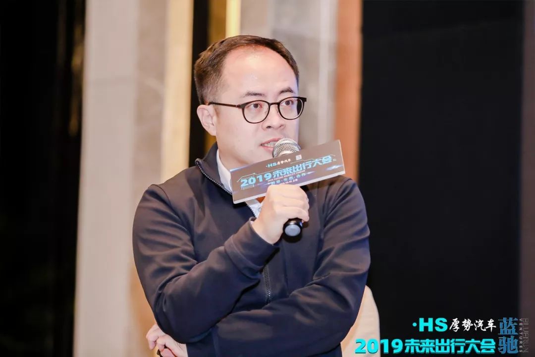 智瞰AI丨新石器余恩源：让无人车驶向全球