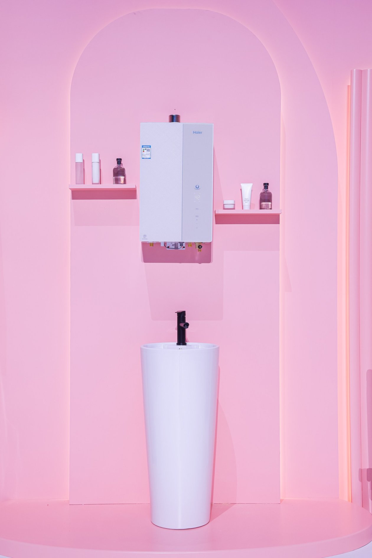 海尔暖通商用在热泵展发布AI新成果