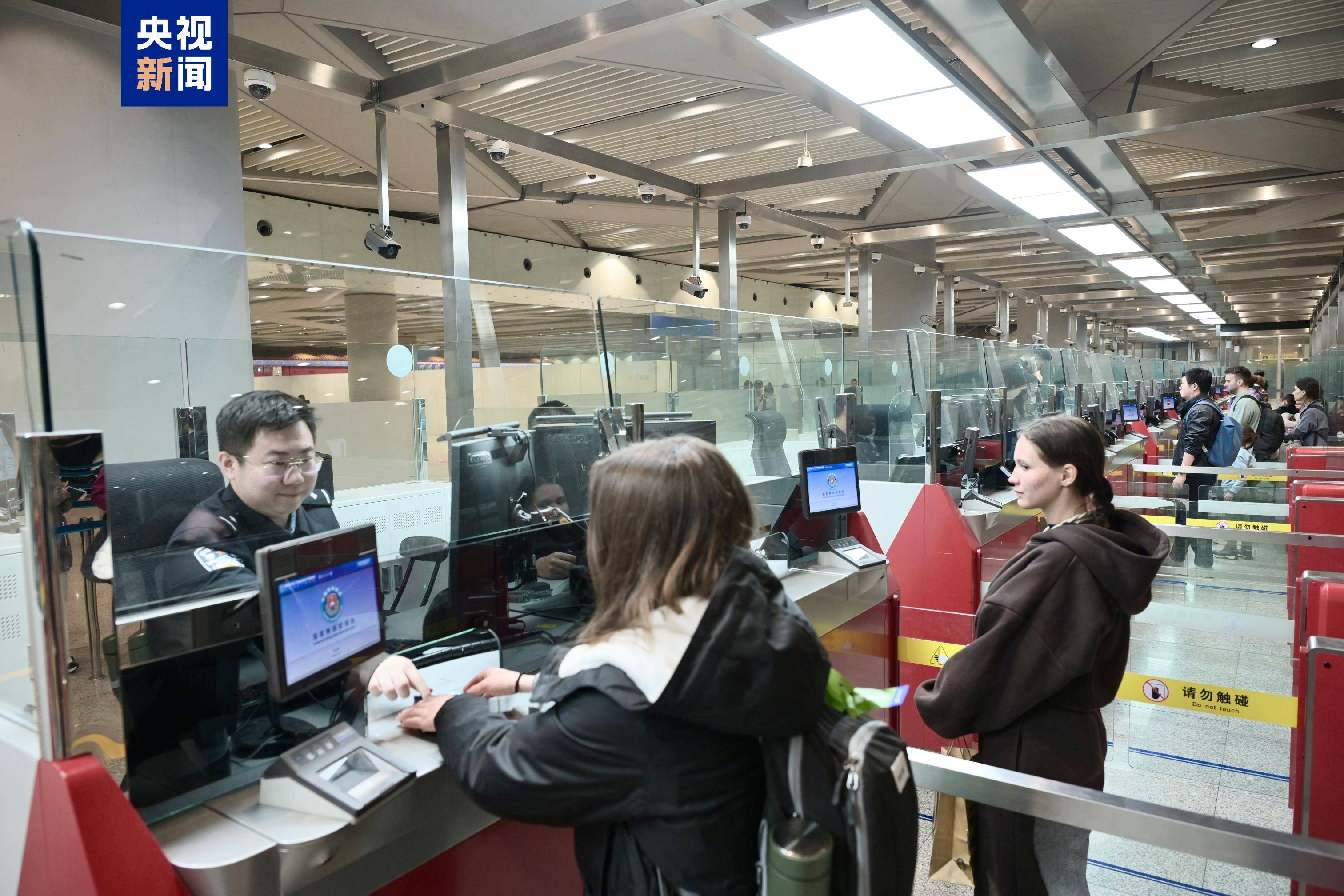 2025年波黑各机场旅客吞吐总量突破300万人次