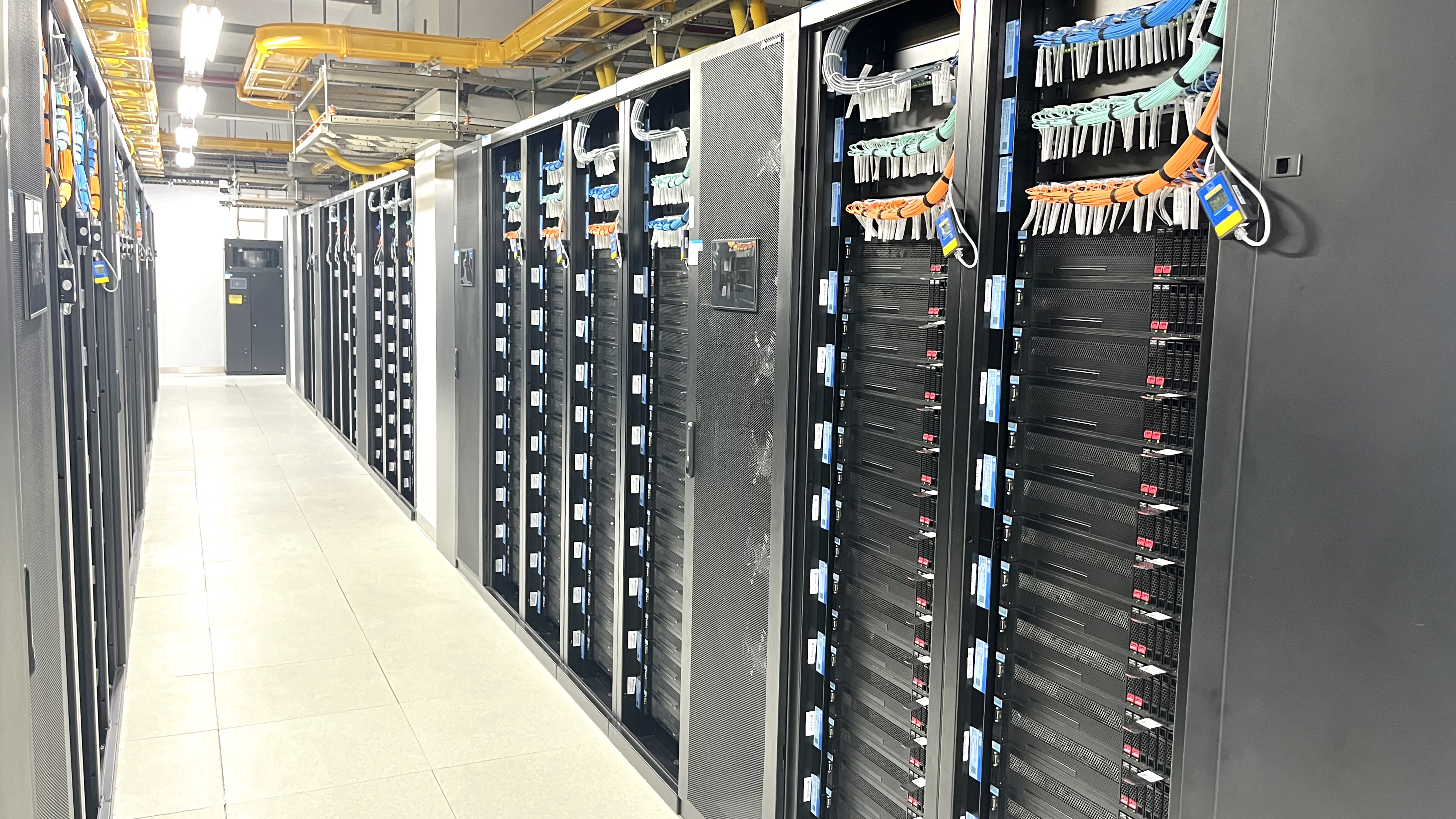 烽火通信获得发明专利授权：“一种C+L传输系统噪声波自动填充方法及装置”